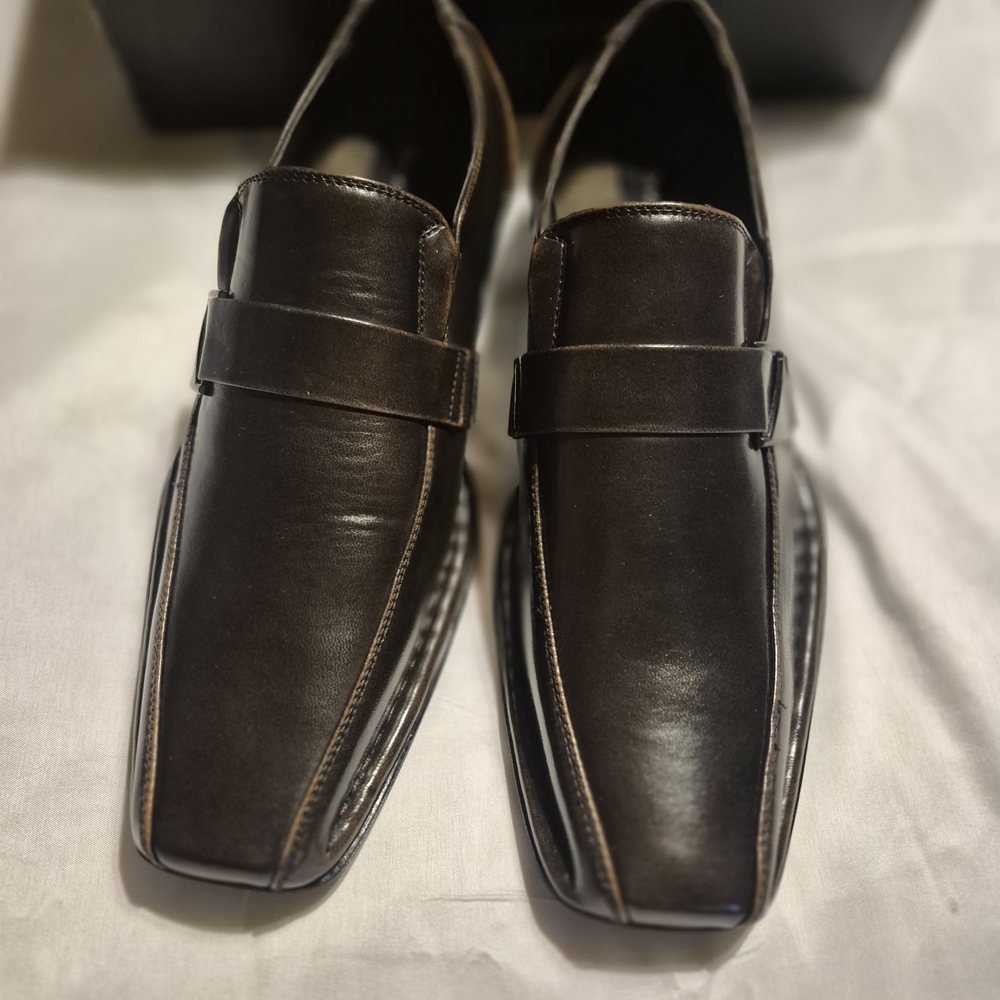 Elegant Brown Leather Loafers